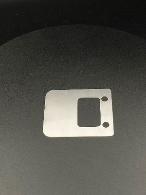 nhà máy sản xuất phụ tùng dập OEM đến để tùy chỉnh với hình ảnh Các bộ phận dập phụ tùng ô tô tùy chỉnh