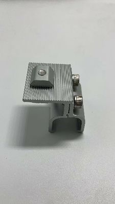 Máy CNC chuyên nghiệp và đánh bóng các bộ phận trong các nhà máy Trung Quốc